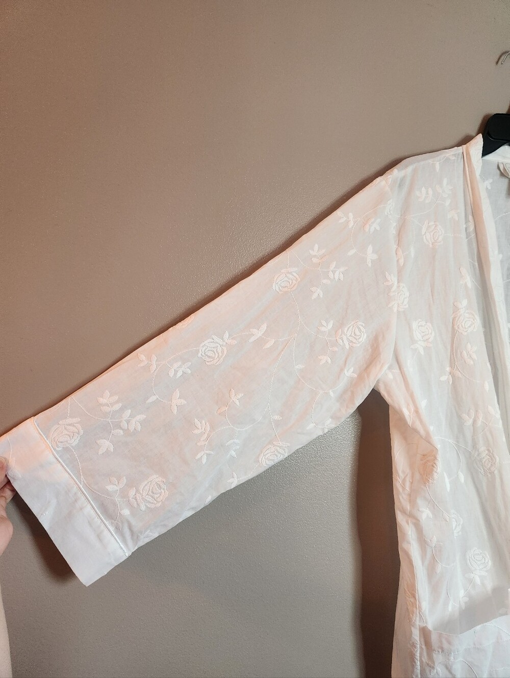 Charter Club Intimates White Sheer Floral Embroidered Robe 100% Cotton. Size XL - Picture 6 of 10